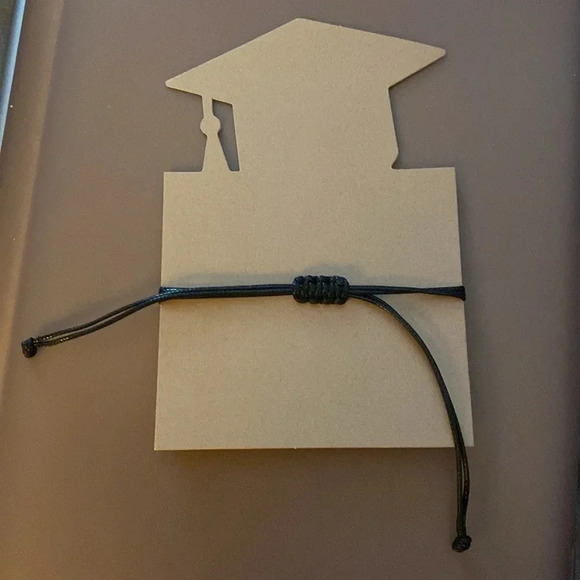 Graduation bracelet - Picture 2 of 3